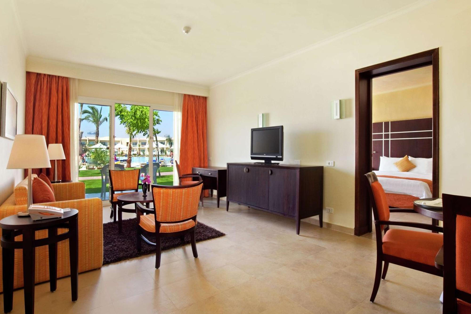 Doubletree By Hilton Sharks Bay Resort Sharm el Sheikh Esterno foto