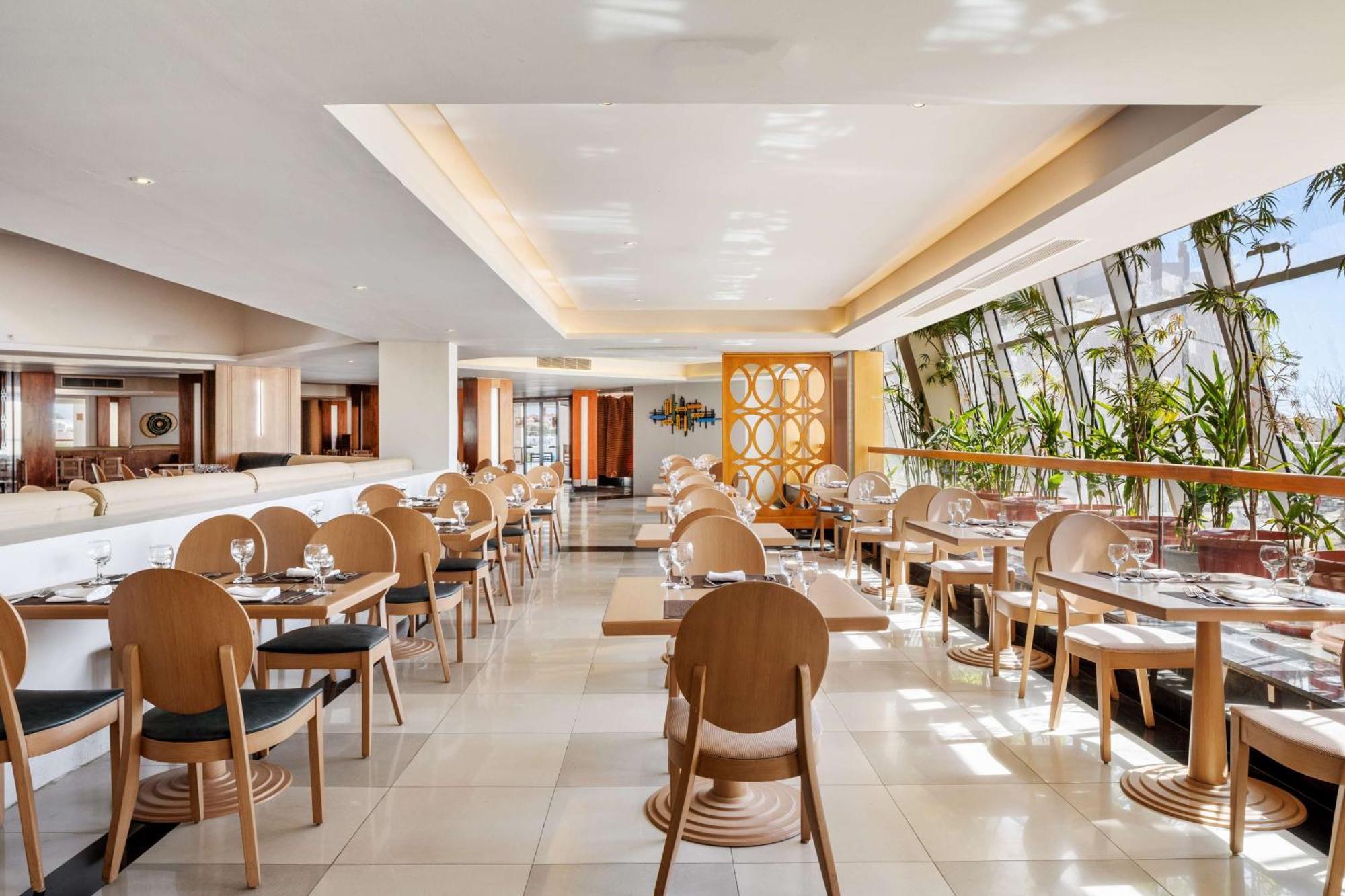 Doubletree By Hilton Sharks Bay Resort Sharm el Sheikh Esterno foto
